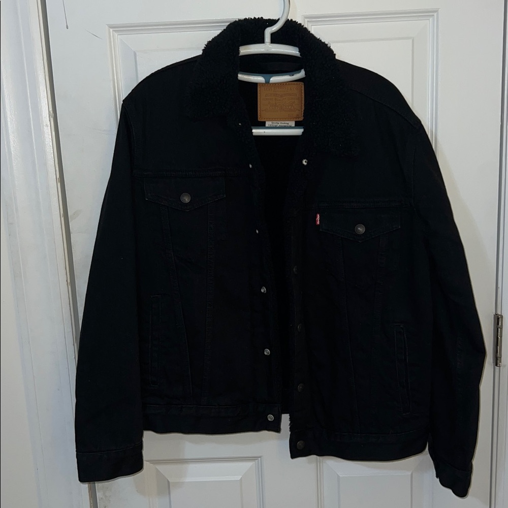 Levi's Classic Black Jacket with Fleece Collar